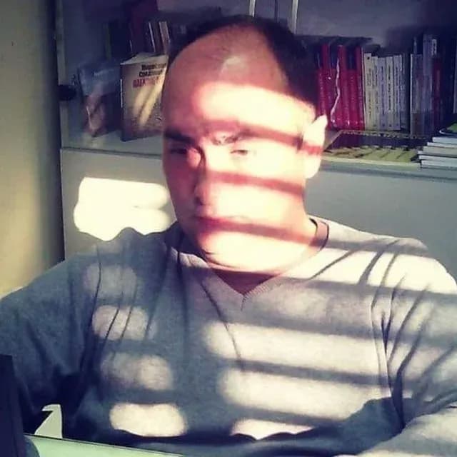 Bojan Ljubenović